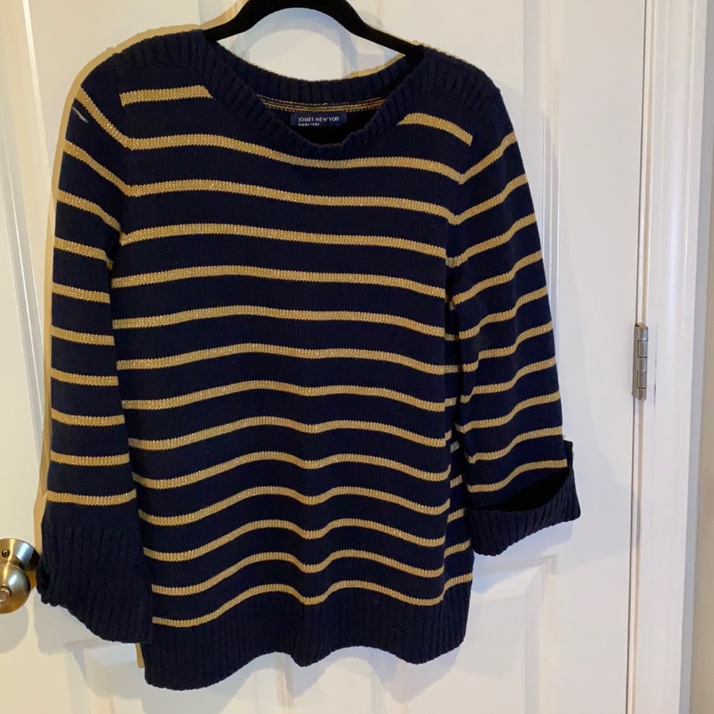 XL Jones New York Navy and gold sweater. Boatneck.